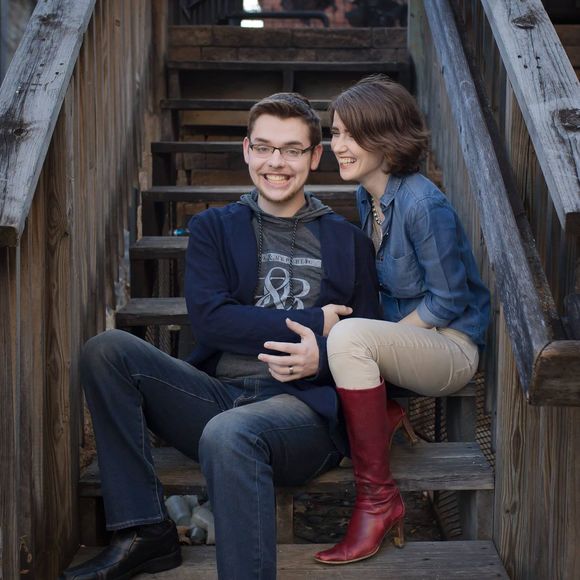 Meet your Posher, Alexis - Picture 1 of 1